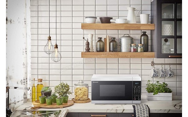 SHARP YC-MG51E-S - Mise en situation