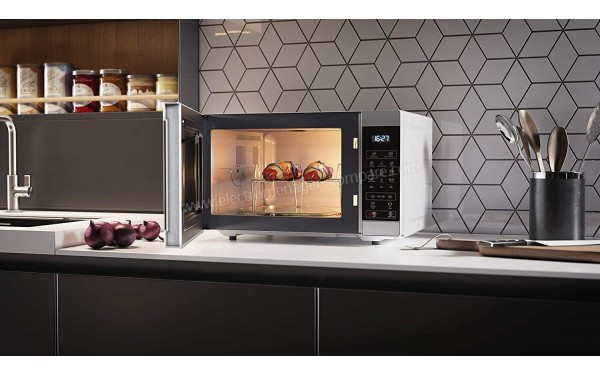 SHARP YC-MG51E-S - Mise en situation