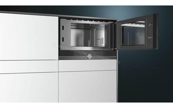 SIEMENS BF834RGB1 - Vue 3/4 gauche porte ouverte