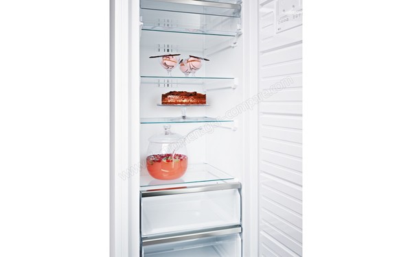 SIEMENS GS58NAW41 - Vue de l'int&eacute;rieur avec clayettes