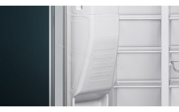 SIEMENS KA93DAIEP - Vue de l'int&eacute;rieur partie cong&eacute;lateur