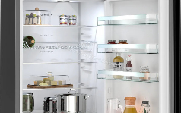 SIEMENS KG39N2XAG - Vue de l'int&eacute;rieur partie r&eacute;frig&eacute;rateur