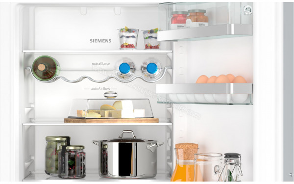 SIEMENS KI86NEDD0 - Vue de l'int&eacute;rieur partie r&eacute;frig&eacute;rateur