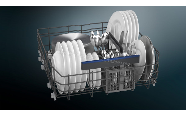SIEMENS SE53HS60AE - Vue du panier inf&eacute;rieur
