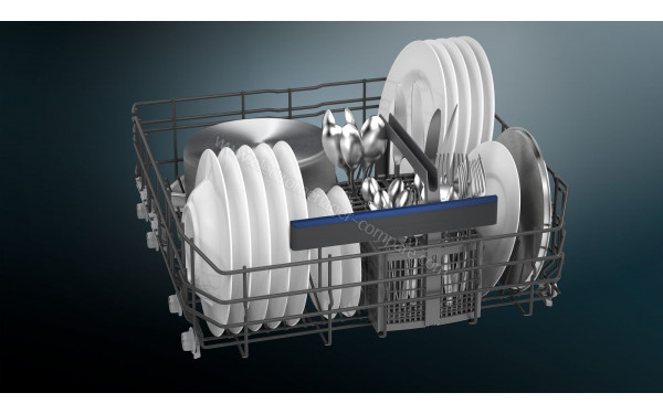 SIEMENS SE63HX52AE - Vue du panier inf&eacute;rieur
