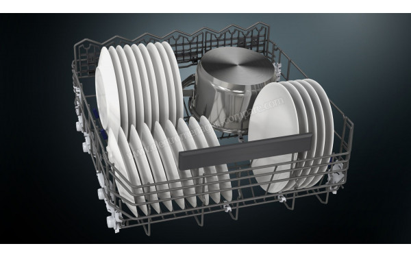 SIEMENS SN15ZC80CS - Vue du panier inf&eacute;rieur