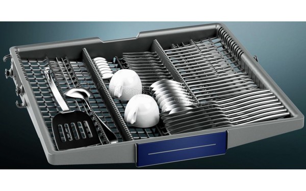 SIEMENS SN258W02ME - Vue du tiroir sup&eacute;rieur (cr&eacute;dit : Boulanger)