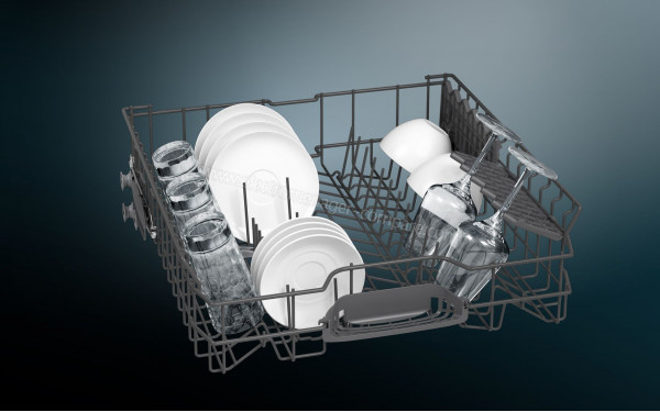 SIEMENS SN61HX08VE - Vue du panier sup&eacute;rieur