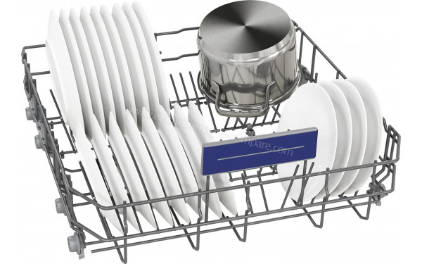 SIEMENS SN63HX03VE - Vue du panier inf&eacute;rieur