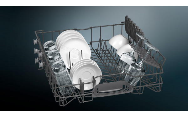 SIEMENS SN63HX41TE - Vue du panier sup&eacute;rieur