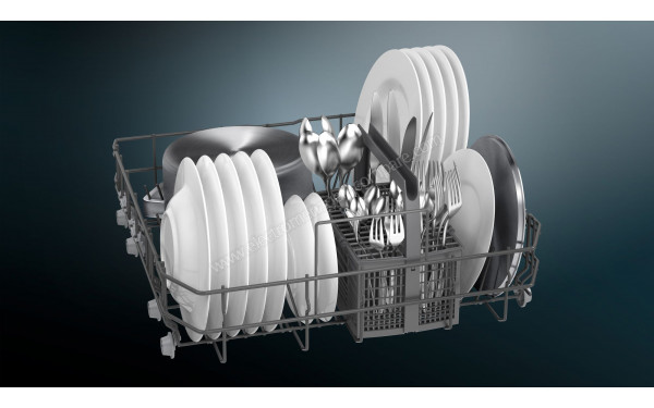 SIEMENS SX63HX36TE - Vue du panier inf&eacute;rieur