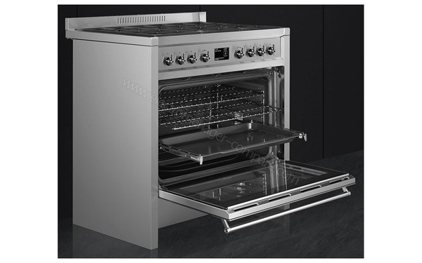 SMEG A1-9 - Vue 3/4 gauche porte ouverte