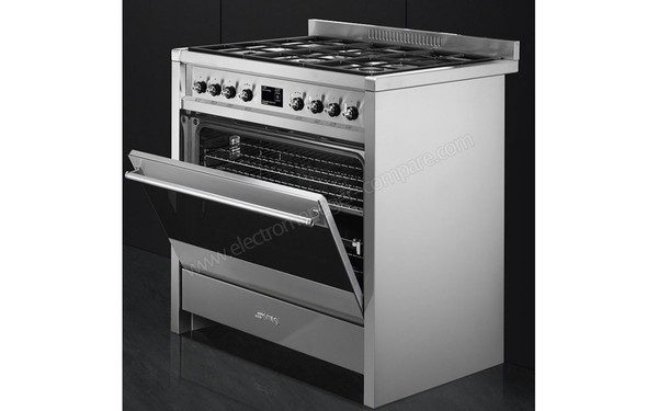 SMEG A1-9 - Vue 3/4 droite porte ouverte