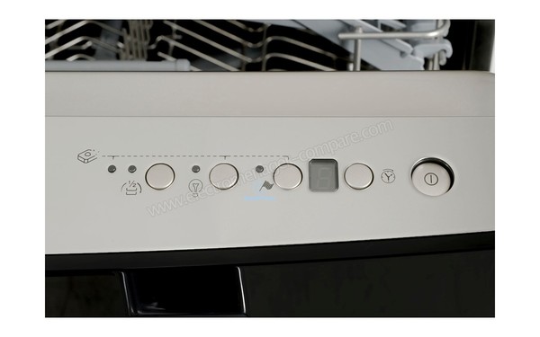 SMEG BLV2NE-1 - Vue des commandes 2 (cr&eacute;dit : Darty)
