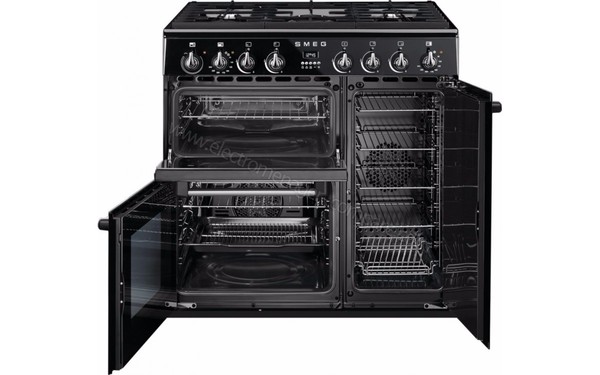 SMEG BU93BL - Vue de face, portes ouvertes (cr&eacute;dit : Boulanger)