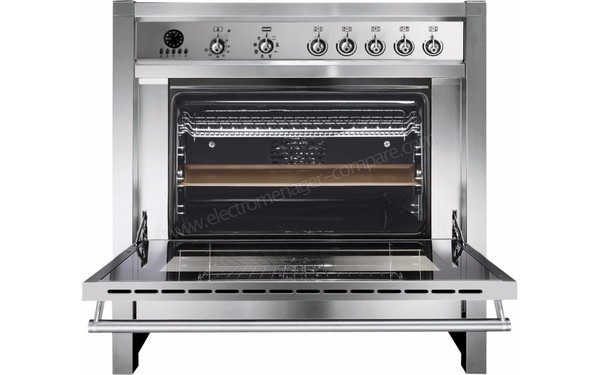 SMEG CS19ID-7 - Vue de face, porte ouverte (cr&eacute;dit : Boulanger)