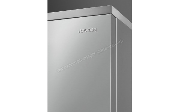 SMEG FA490RX - Zoom sur le logo chrom&eacute;
