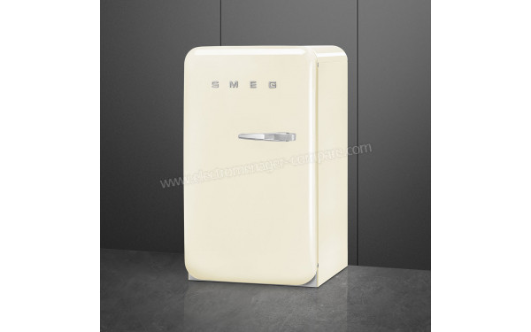 SMEG FAB10HLCR5 - Vue 3/4 droite