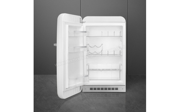 SMEG FAB10HLWH6 - Vue de l'int&eacute;rieur