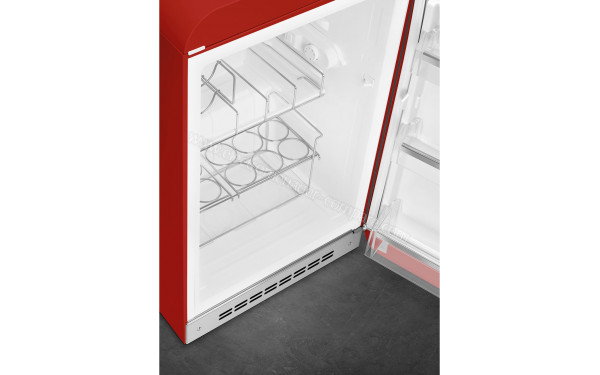 SMEG FAB10HRRD5 - Vue de l'int&eacute;rieur