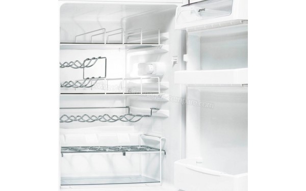 SMEG FAB10HRWH2 - Vue de l'int&eacute;rieur