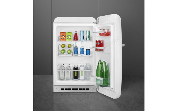 SMEG FAB10HRWH5 - Vue de l'int&eacute;rieur