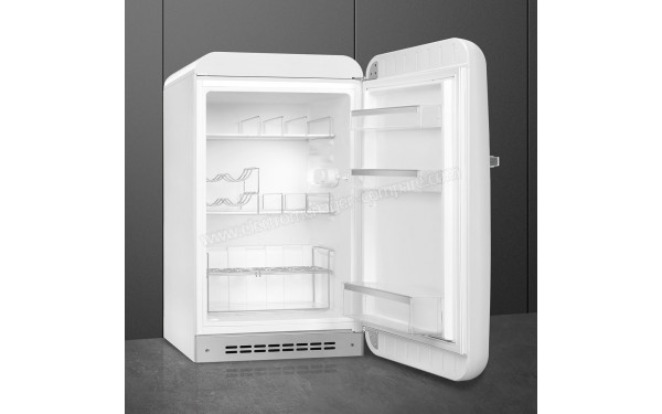 SMEG FAB10HRWH5 - Vue de l'int&eacute;rieur