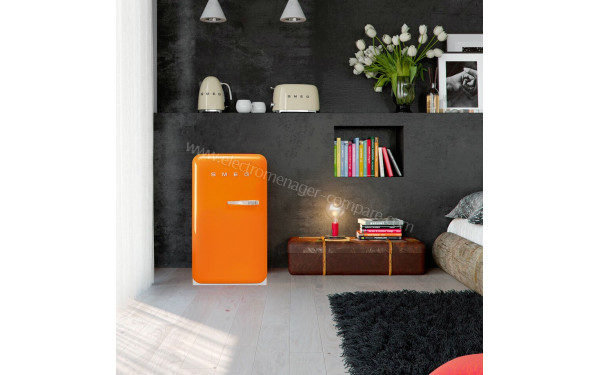 SMEG FAB10LOR2 - Mise en situation