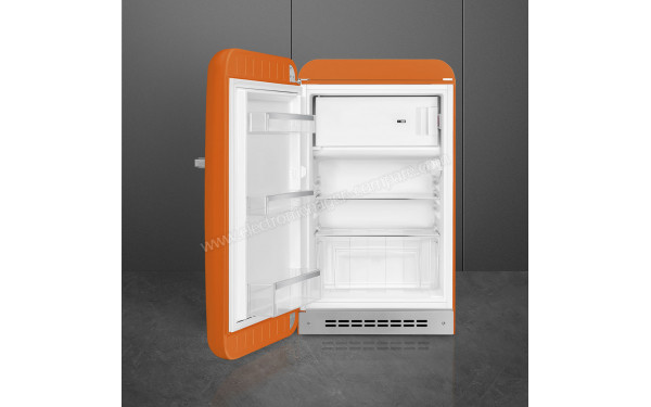 SMEG FAB10LOR5 - Vue de l'int&eacute;rieur