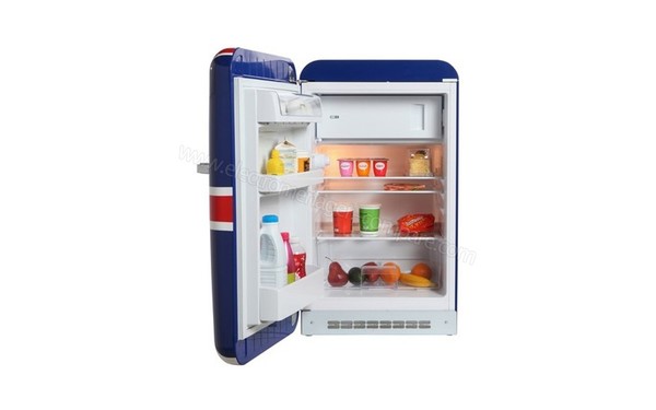 SMEG FAB10LUJ - Vue de l'int&eacute;rieur