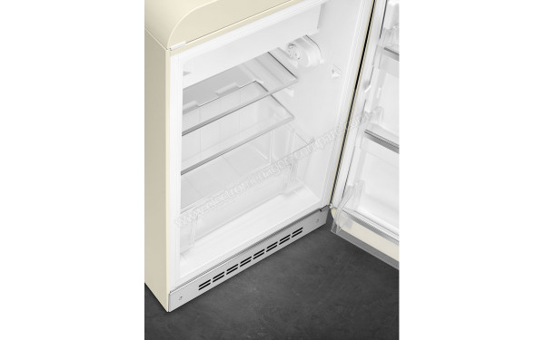 SMEG FAB10RCR6 - Clayettes et bac fra&icirc;cheur