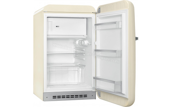 SMEG FAB10RCR6 - Vue de l'int&eacute;rieur