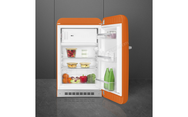 SMEG FAB10ROR5 - Vue de l'int&eacute;rieur