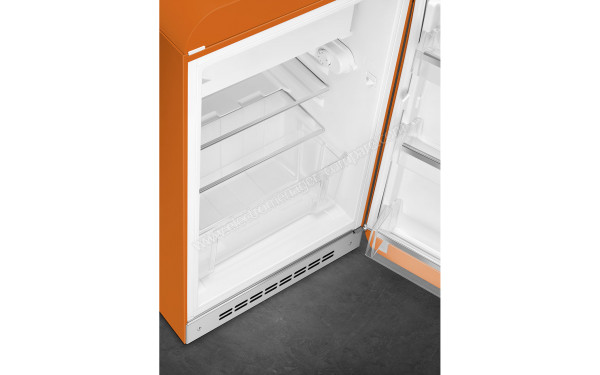 SMEG FAB10ROR6 - Clayettes et bac fra&icirc;cheur