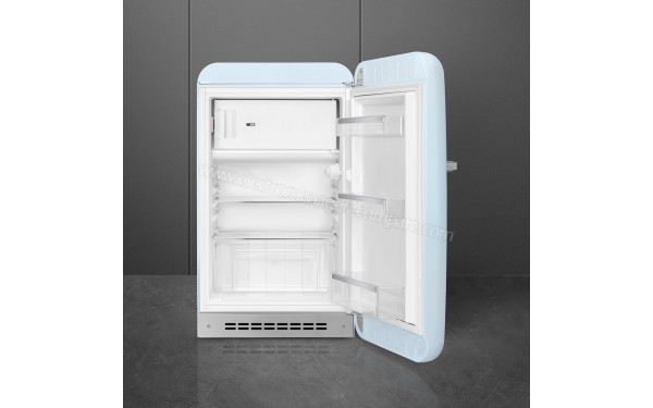 SMEG FAB10RPB5 - Vue de l'int&eacute;rieur