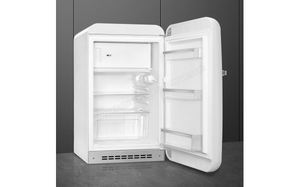 SMEG FAB10RWH5 - Vue de l'int&eacute;rieur