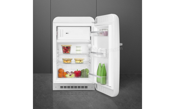 SMEG FAB10RWH5 - Vue de l'int&eacute;rieur