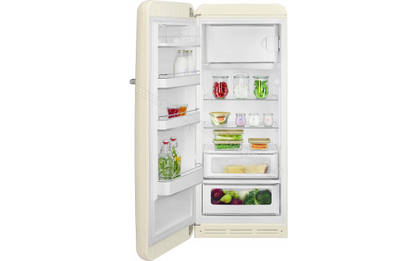 SMEG FAB28LCR6 - Vue de l'int&eacute;rieur