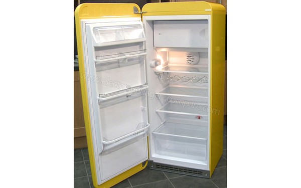 SMEG FAB28LG1 - Vue de l'int&eacute;rieur