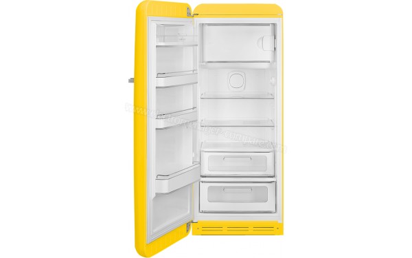 SMEG FAB28LYW3 - Vue de l'int&eacute;rieur vide