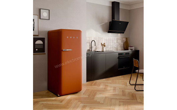 SMEG FAB28RACM6 - Mise en situation
