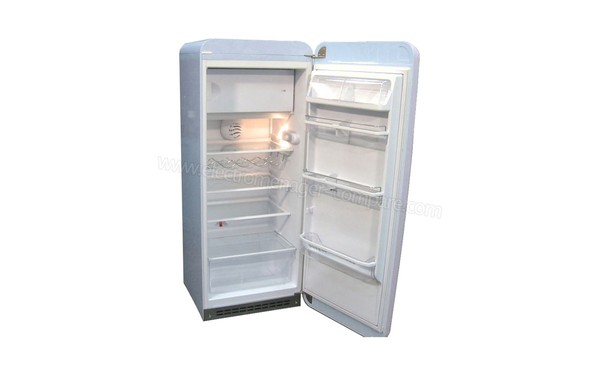 SMEG FAB28RAZ - Vue de l'int&eacute;rieur