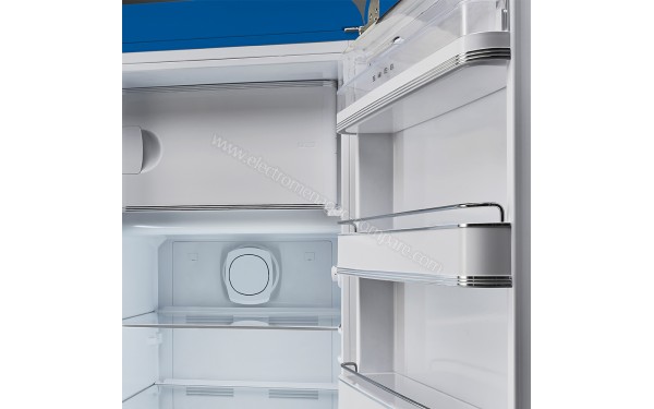 SMEG FAB28RBE3 - Mise en situation