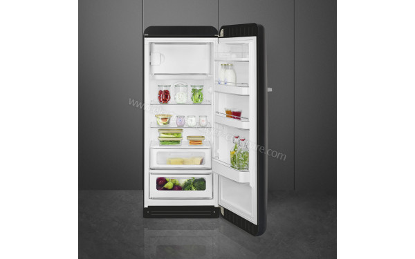 SMEG FAB28RDBB5 - Mise en situation