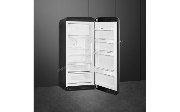 SMEG FAB28RDBLV3 - Mise en situation