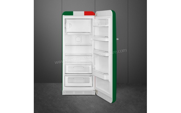 SMEG FAB28RDIT3 - Mise en situation