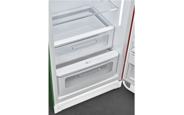 SMEG FAB28RDIT3 - Mise en situation