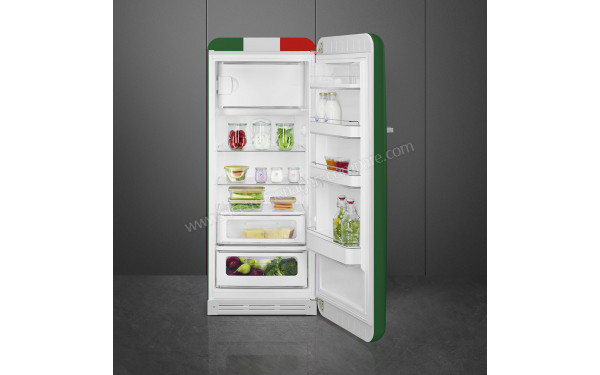 SMEG FAB28RDIT5 - Mise en situation