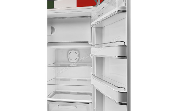 SMEG FAB28RDIT5 - Vue du bac cong&eacute;lateur