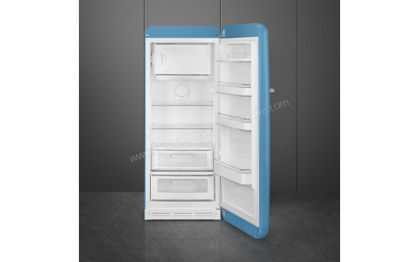 SMEG FAB28RDLB5 - Vue de l'int&eacute;rieur